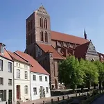über Den Dächern Wismars - Abc616 Apartment